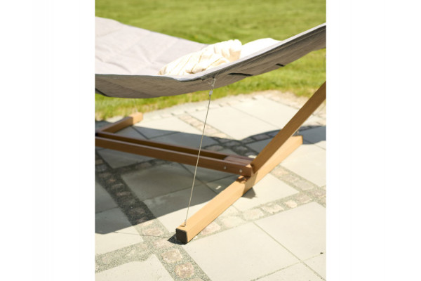 Hammock on aluminum stand