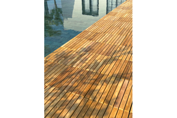 Teak Tile Straight