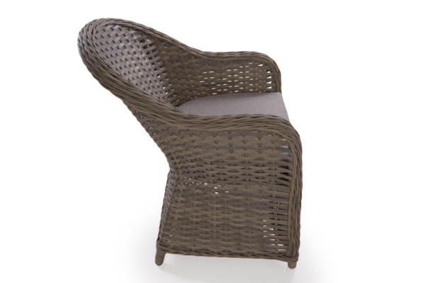 Kiti Chair including cushion