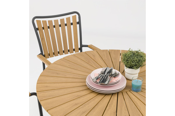 DaneLine Adam garden furniture set w/4 chairs...