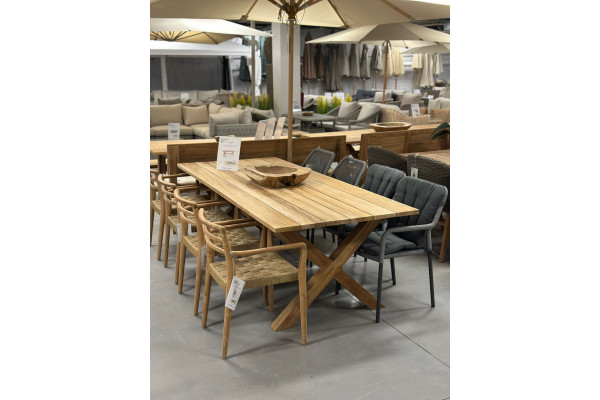 Mesa de tablones Thor de teca con patas en X –...