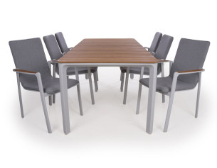 Ronja Minna Garden... 2