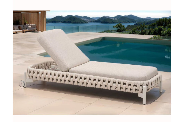 Tokyo sun lounger including cushion