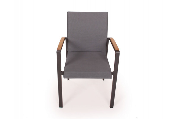 Lea Stable chair