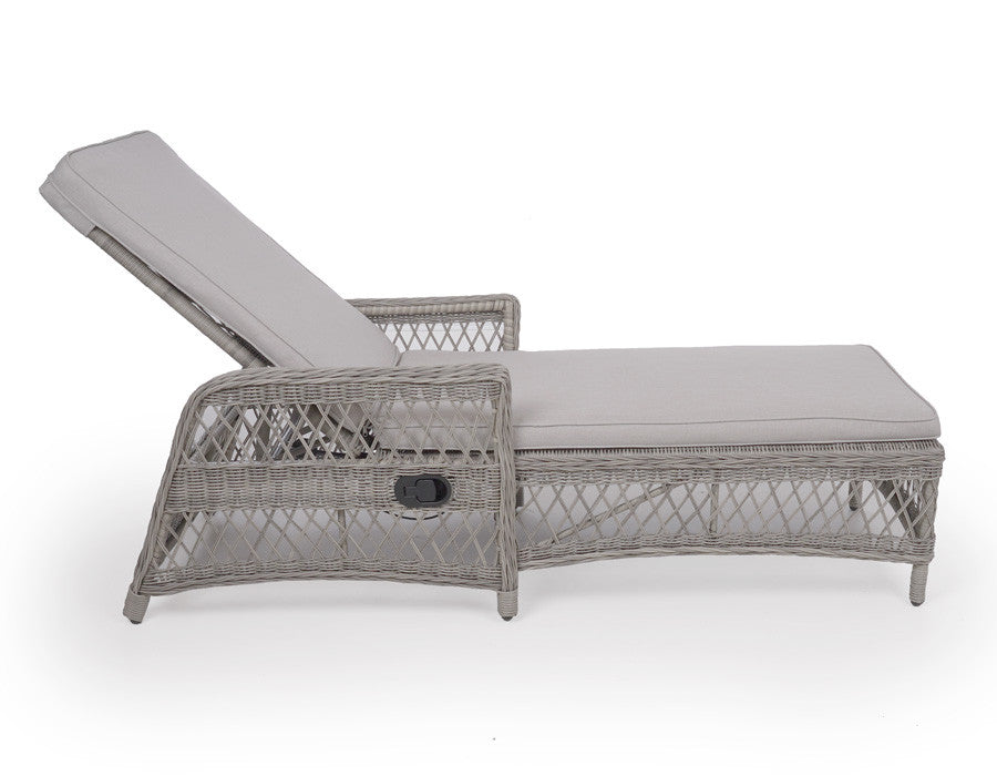 Valencia Sunbed LIGHT GREY – incl. cushion