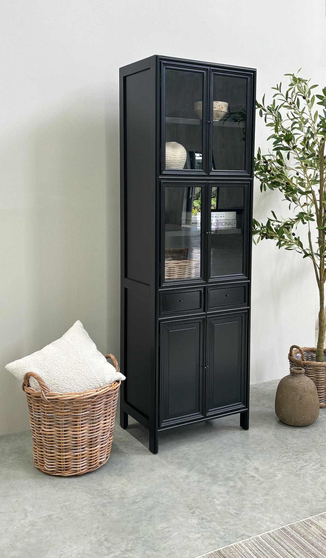 Costa Del Sol Cabinet BLACK