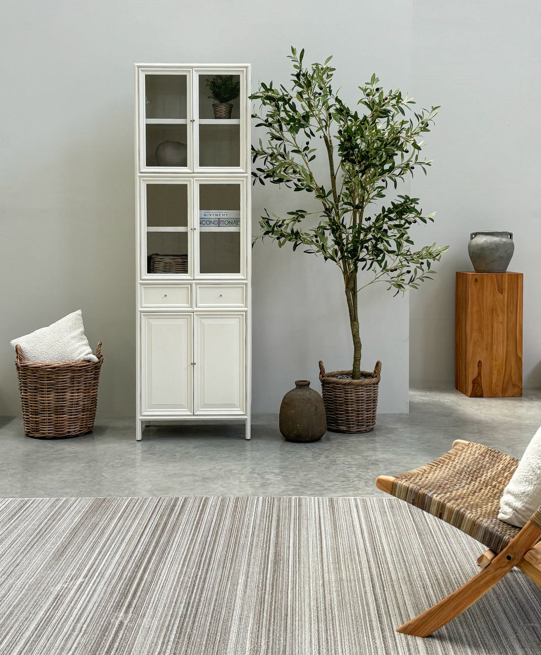 Costa Del Sol Cabinet OFF WHITE