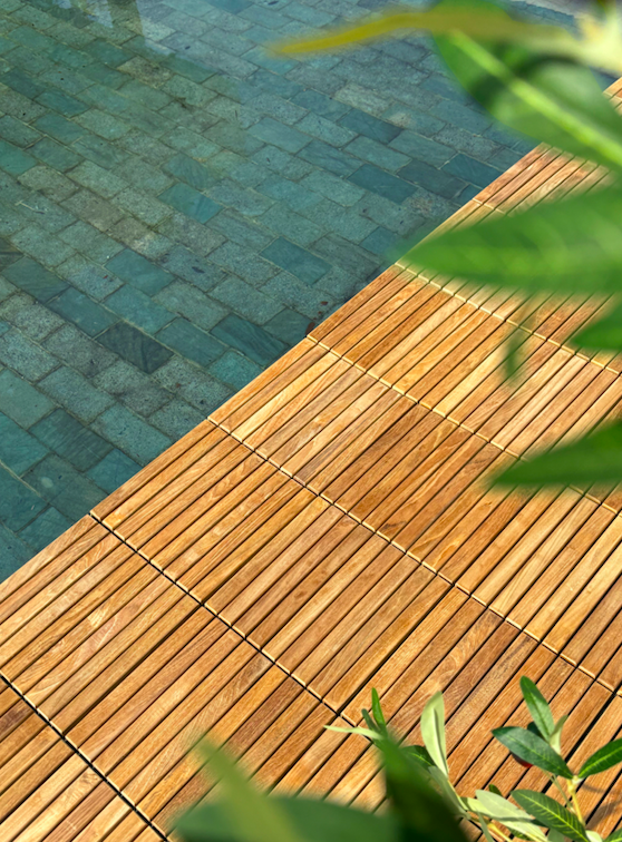 Teak Tile – Straight