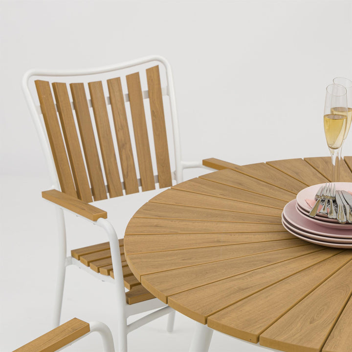 DaneLine Adam Garden Furniture Set WHITE NONWOOD – Ø130 cm w/5 Chairs