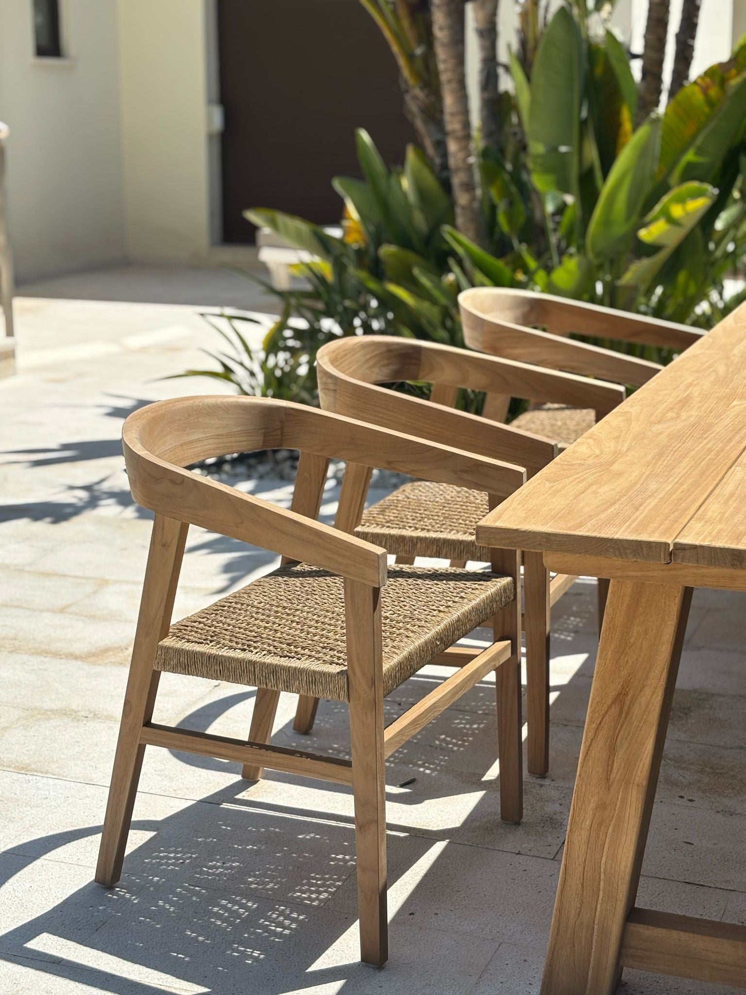 Hola Chair