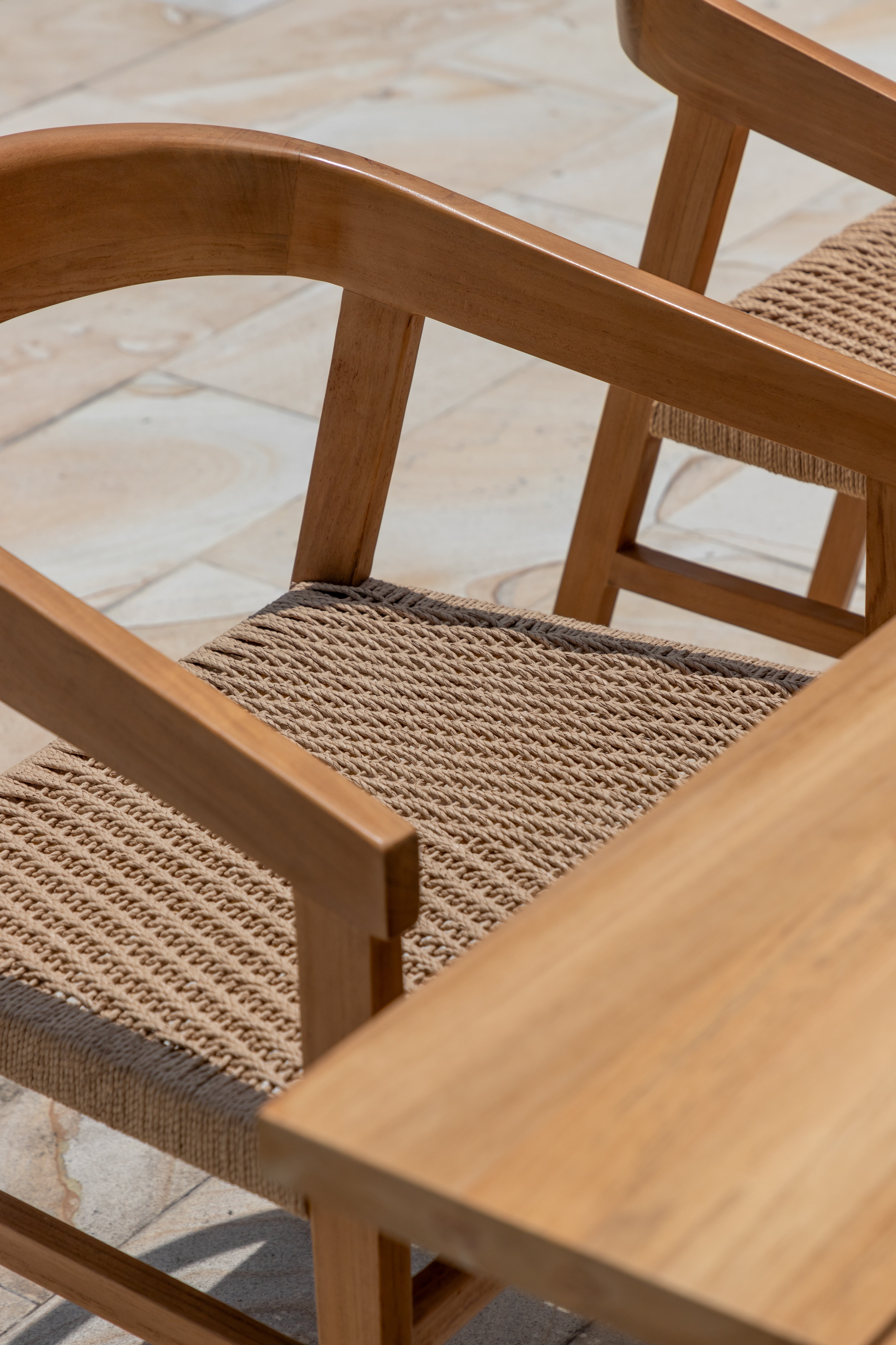 Chadstone Garden Furniture Set – 200 cm Core Teak Table w/ 4 Hola Chairs