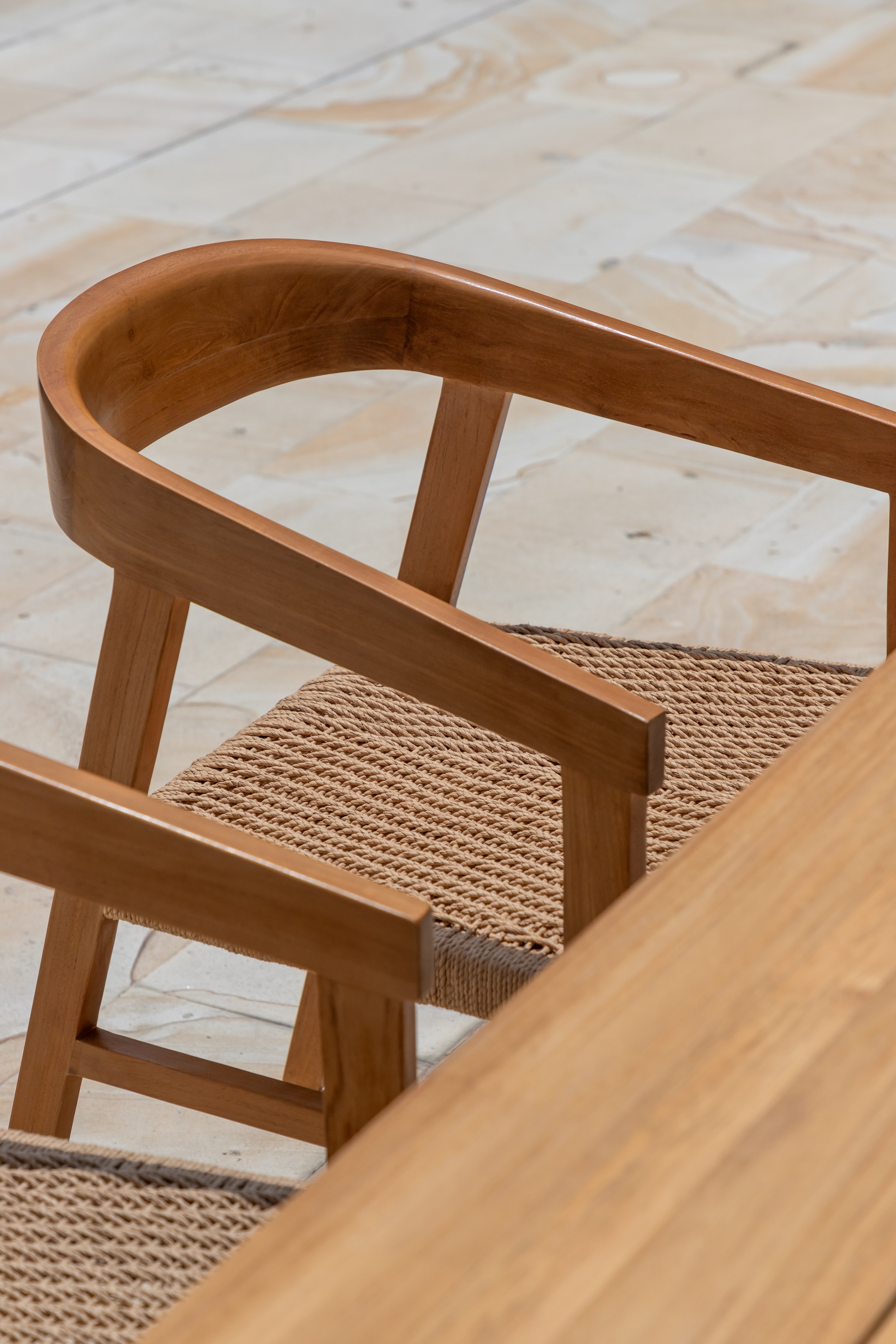 Chadstone Garden Furniture Set – 200 cm Core Teak Table w/ 4 Hola Chairs