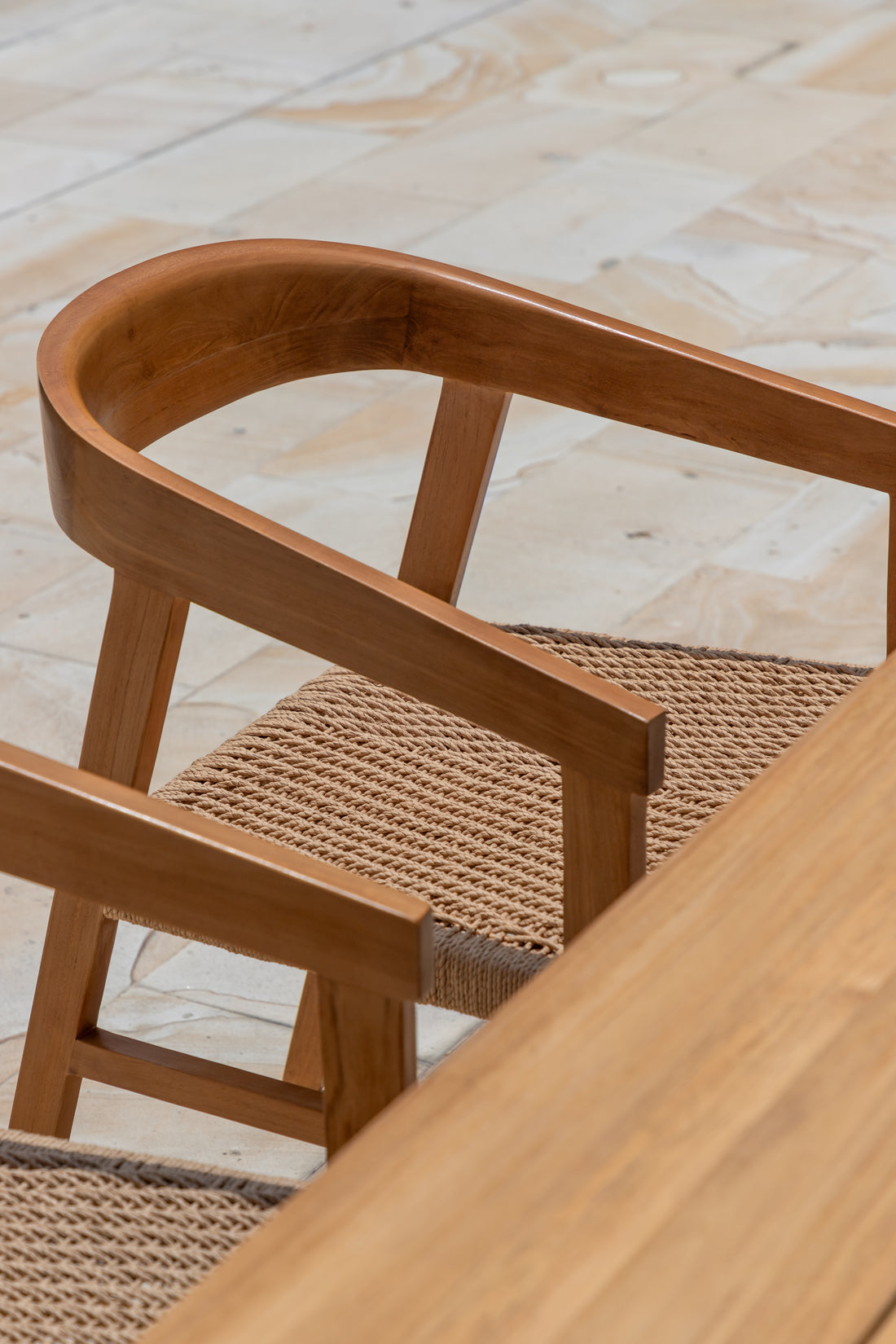 Chadstone Garden Furniture Set – 200 cm Core Teak Table w/ 4 Hola Chairs