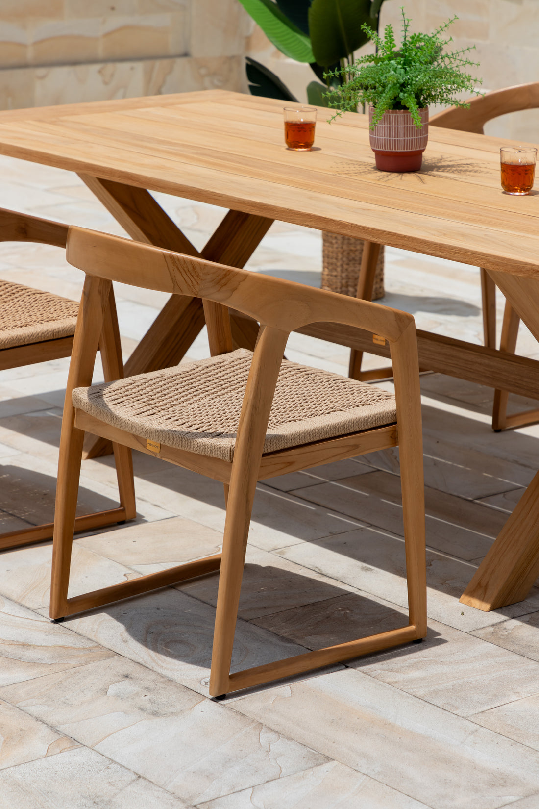 Chadstone Garden Furniture Set – 200 cm Core Teak Table w/ 4 Venice Chairs