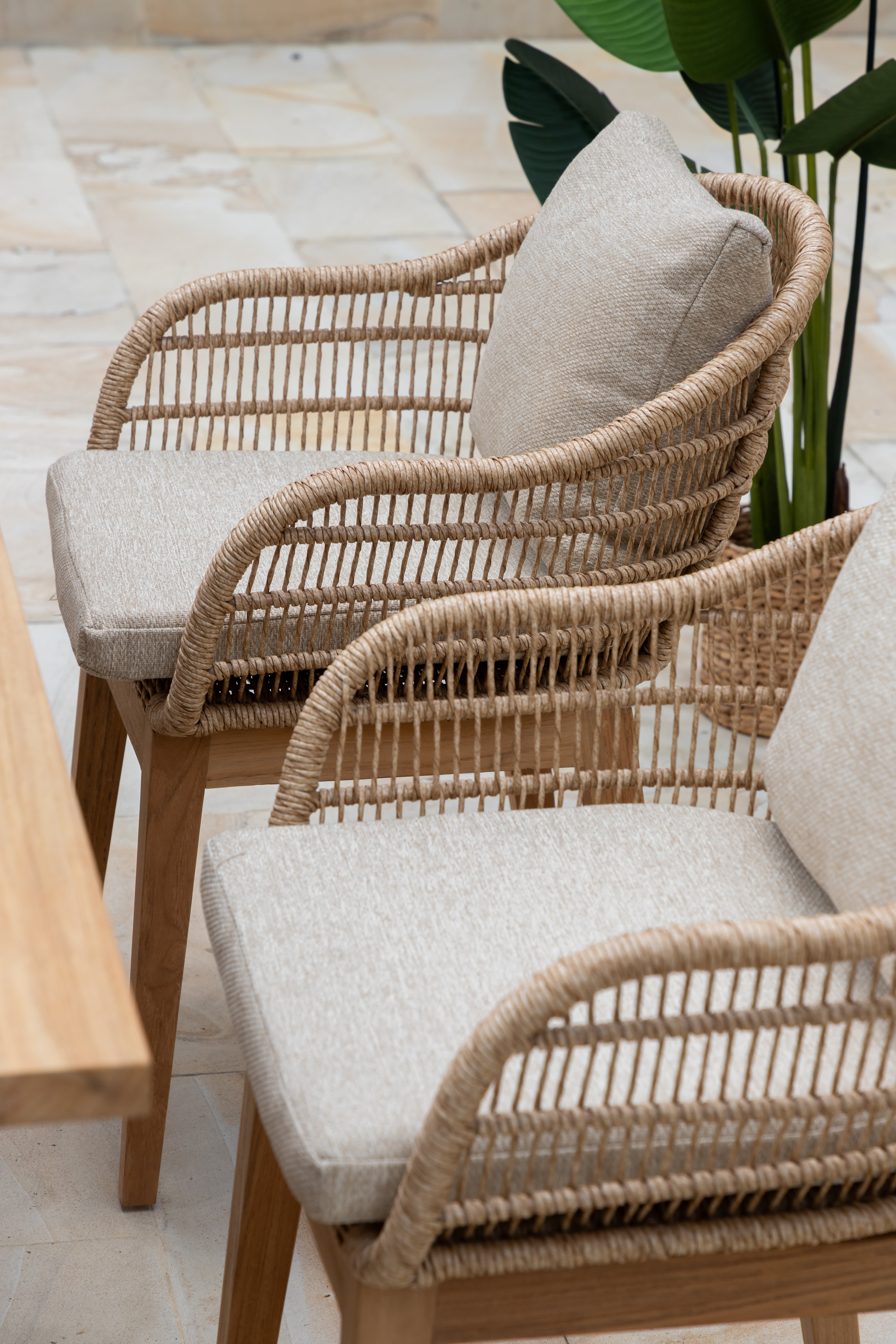Hercules Garden Furniture Set – 200 cm Core Teak Table w/ 4 Mipando Chairs