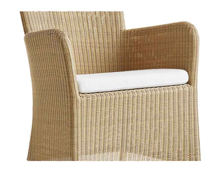 Cane-line Cushion WHITE NATTÉ – for Hampsted Chair w/ Armrest