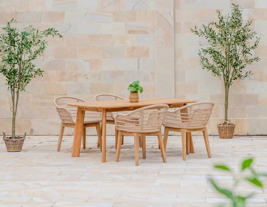 Balder table with 4 Mipando chairs